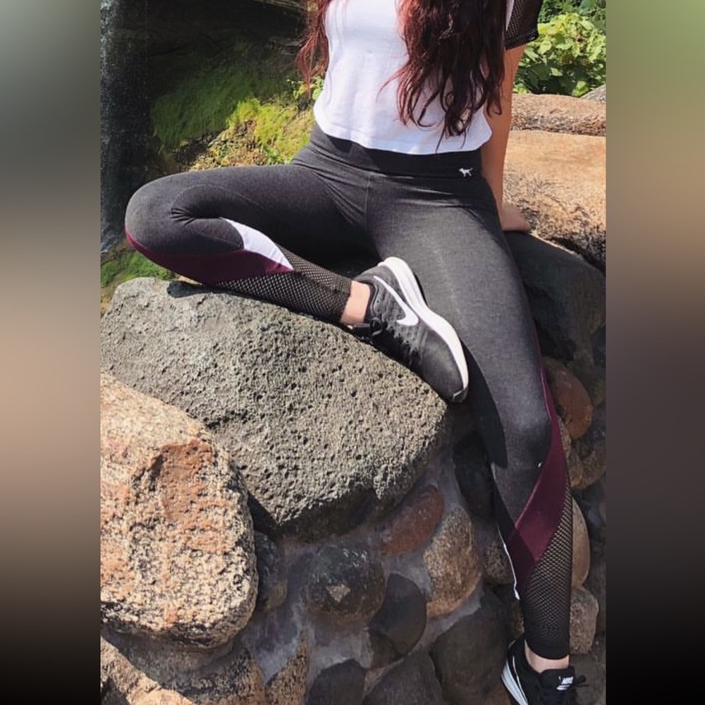 High Waisted VS Pink Leggings w/ Mesh Bottoms